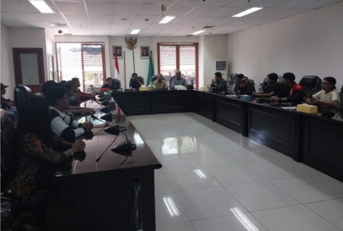 Komisi II DPRD Maluku Serius Tanggapi Patahnya Tongkang di Pulau Wetar