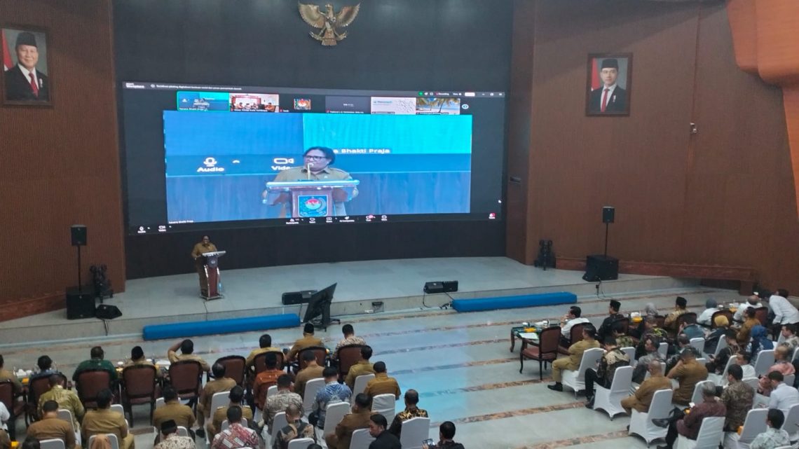 Wali Kota Wattimena Ikuti Sosialisasi Digitalisasi Bantuan Sosial 