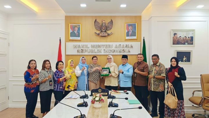 Ketua TP- PKK Maluku Audiens Bersama Wakil Menteri Agama RI