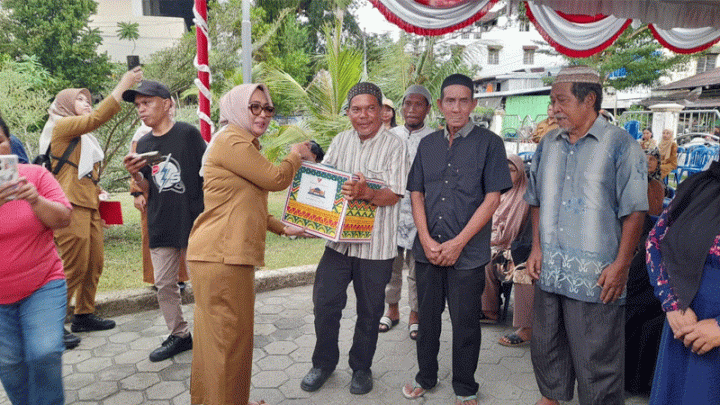 Pemkot Ambon Gelar Safari Ramadhan Pertama di Waihaong 