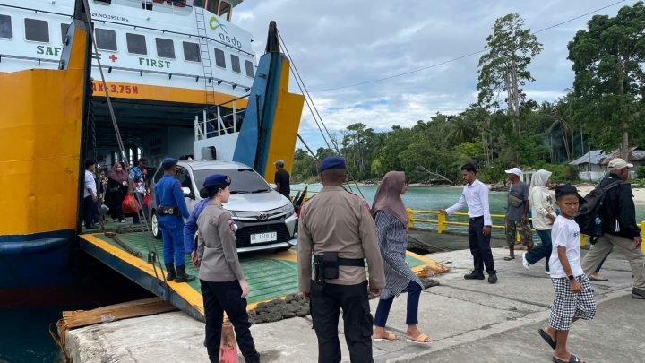Operasi Ketupat Salawaku 2026: Ditpolairud Polda Maluku Kawal Aktivitas Mudik di Pelabuhan Hunimua