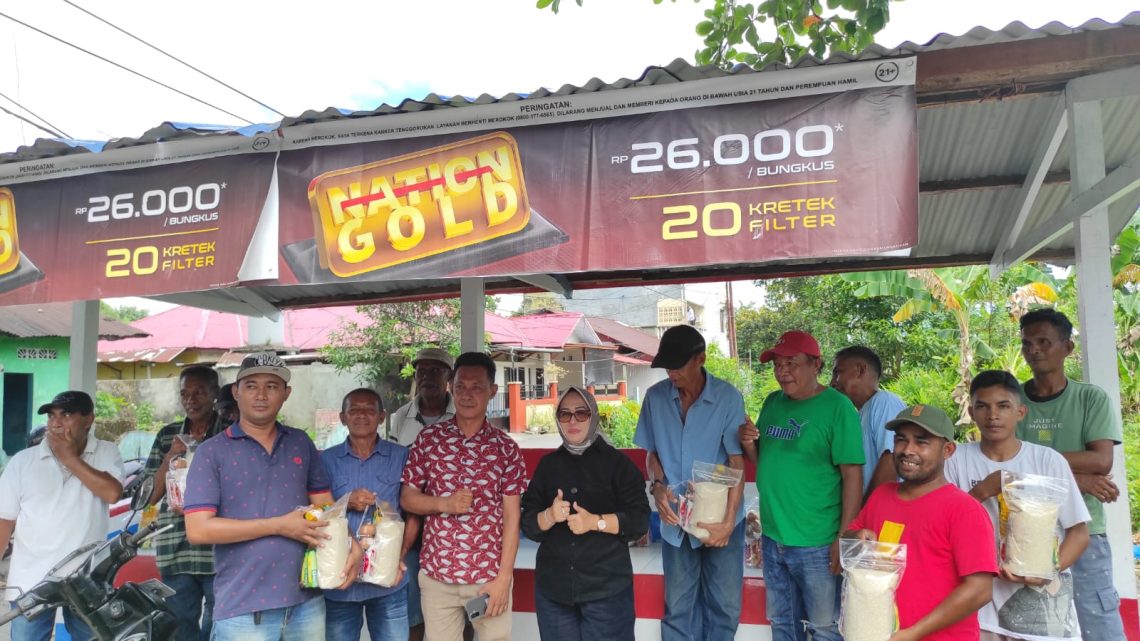 Sambut Paskah Ely Toisutta Dekati Tukang Ojek Melalui Program Minggu Berbagi