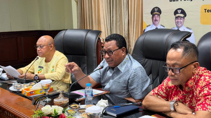 Wagub Maluku Buka Rakor Evaluasi PAD 2025
