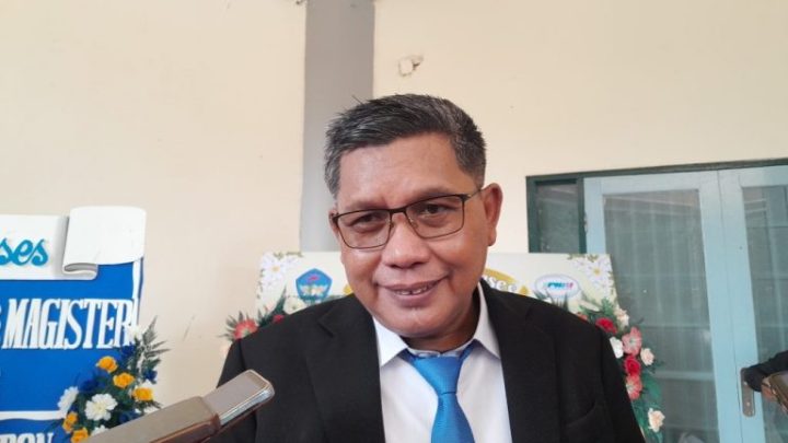 Walikota Ambon Tegaskan Pelayanan PDAM Tidak Gratis