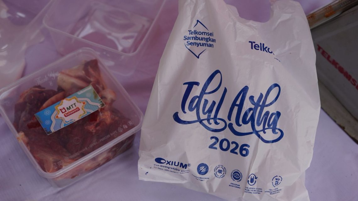Telkomsel Salurkan Hewan Kurban Iduladha 1447 H