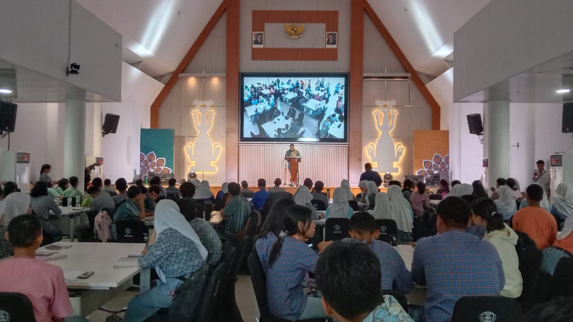 Ratusan Siswa SMA/SMK di Ambon Adu Kecerdasan Lewat Maxim Quiz English Brain Games