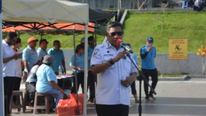 Walikota Ambon Buka Lomba Renang Tingkat SD/SMP se-Kota Ambon