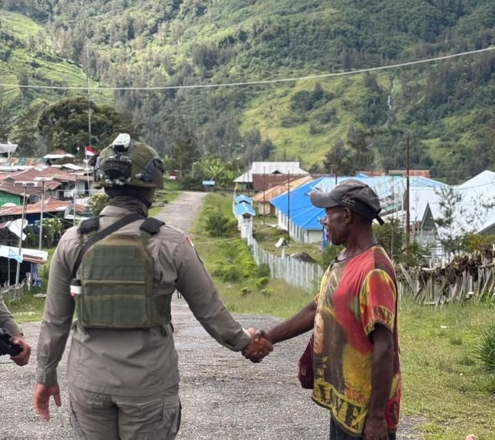 Patroli Dialogis Ops Damai Cartenz 2026 Perkuat Stabilitas Keamanan di Distrik Sinak