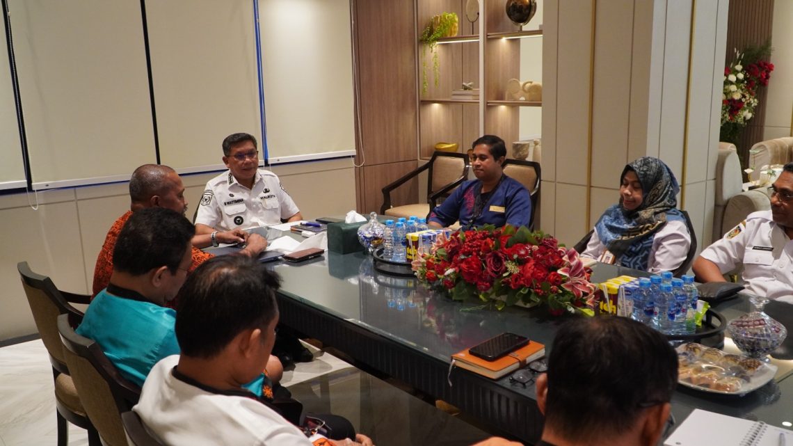 Pemkot Ambon Gandeng FST Unpatti Perkuat Pembangunan Berbasis Sains dan Teknologi   