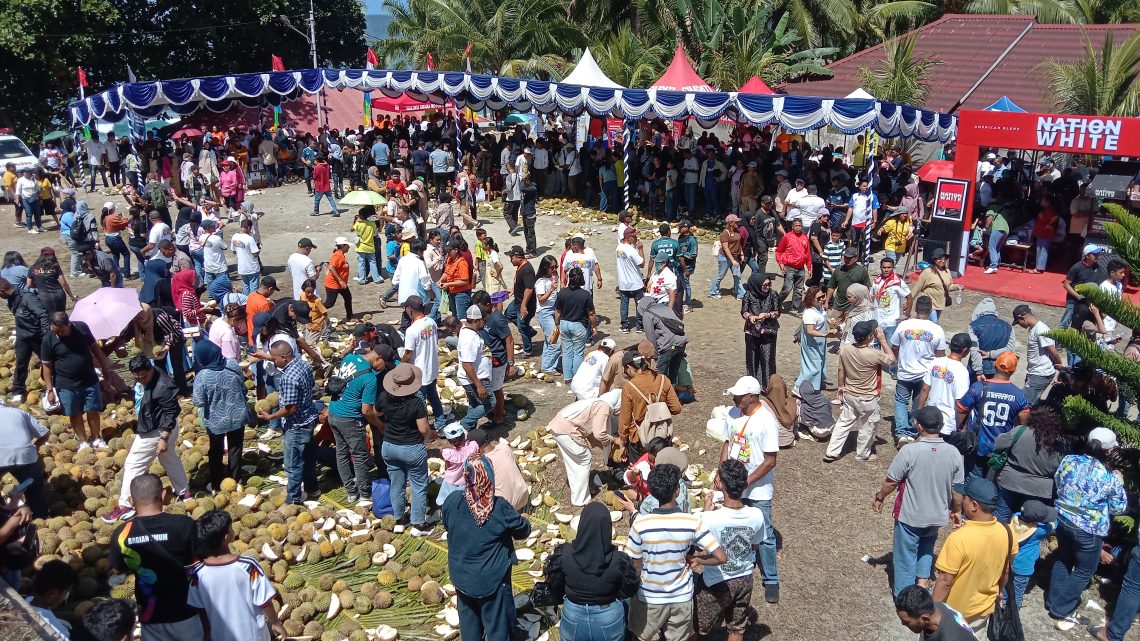 Festival Durian Hutumuri Diserbu Ribuan Pengunjung, Dorong Durian Lokal Jadi Ikon Wisata