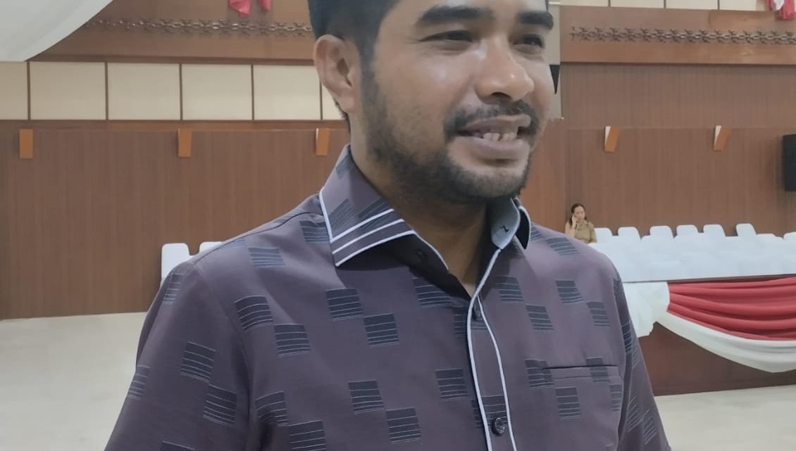 Rovik Afifudin  Soroti BPJN Terkait Minimnya Data Proyek Jalan Piru-Loki 