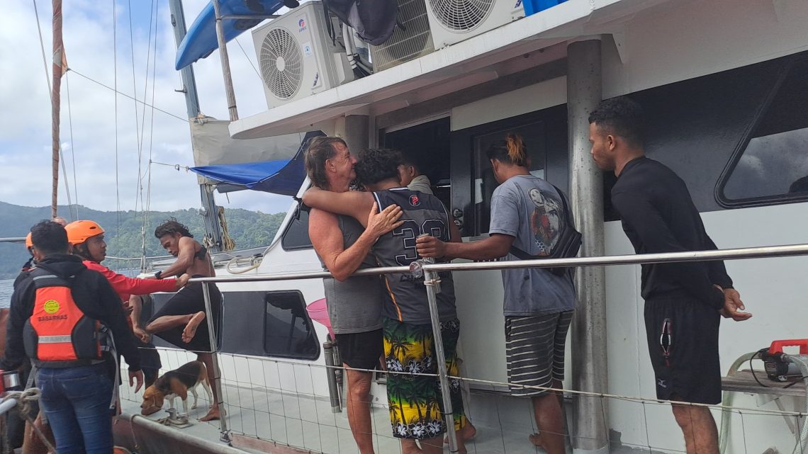 Karam di Perairan Tanjung Alang, Delapan ABK KLM. Teluk Bara Berhasil Diselamatkan