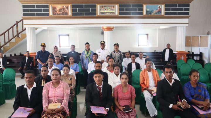 Ombudsman RI Maluku Fasilitasi Nikah Massal  13 Pasangan di Buano   
