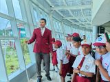 Melalui Program “School Goes To Airport Siswa SD INPRES 59 TAWIRI Belajar Langsung di Bandara Pattimura Ambon