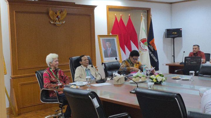 Sekda Maluku Komitmen Dorong Pemda Percepat Standar Implementasi layanan Profesi Insinyur Kehutanan