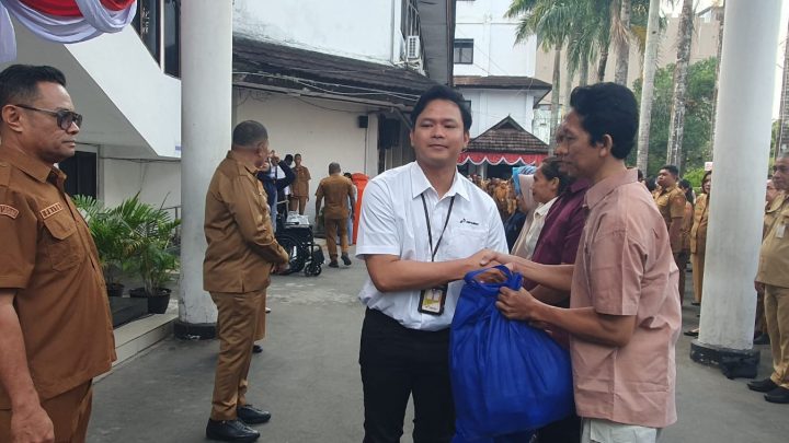 Pertamina IT Wayame Peduli Korban Kebakaran Batu Merah, Salurkan Sembako hingga Obat-obatan