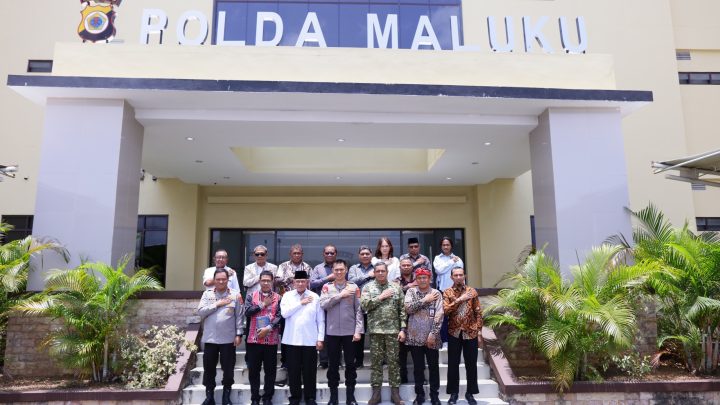 Kapolda Maluku Gelar Rapat Forum Koordinasi  Keamanan Maluku