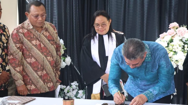 Gubernur Maluku Hadiri Peresmian  dan Pentahbisan Gedung Pastori I Jemaat GPM Gatik 