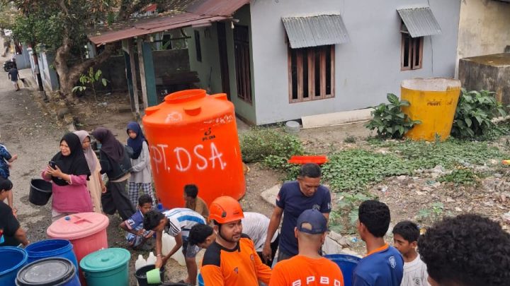 BPBD Ambon Salurkan Air Bersih ke Wilayah Terdampak Kekeringan Akibat El Niño