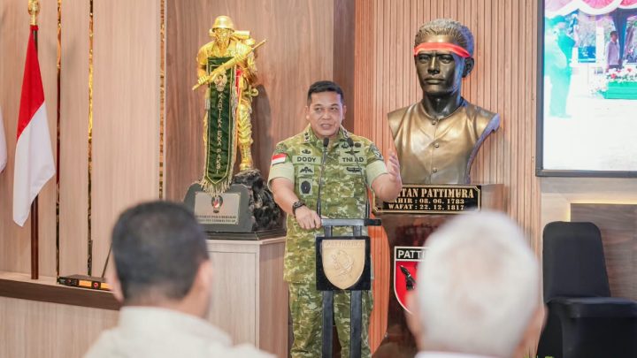Pangdam Pattimura Akhirnya Hentikan Sementara Pembangunan di Sungai Waitomu Menunggu Ijin Resmi Keluar 